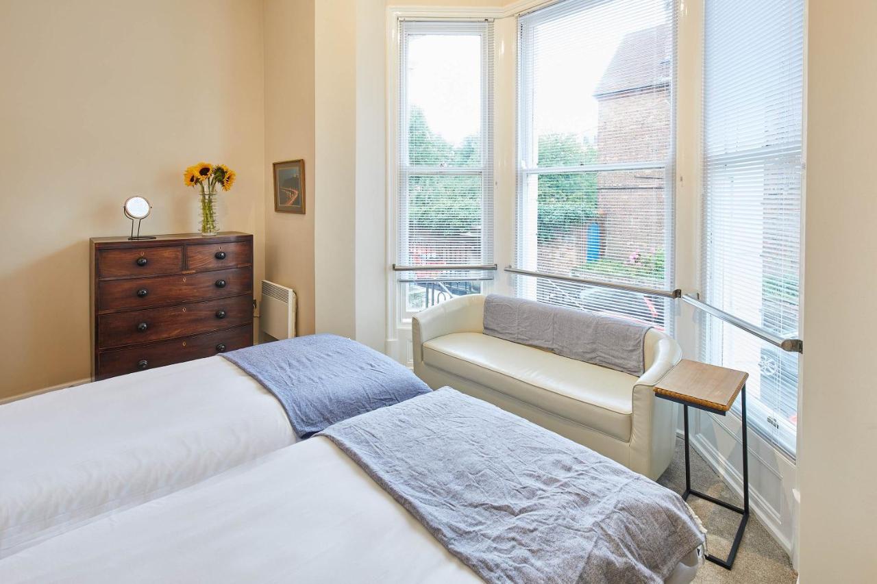 Host & Stay - Three Bays Scarborough Extérieur photo